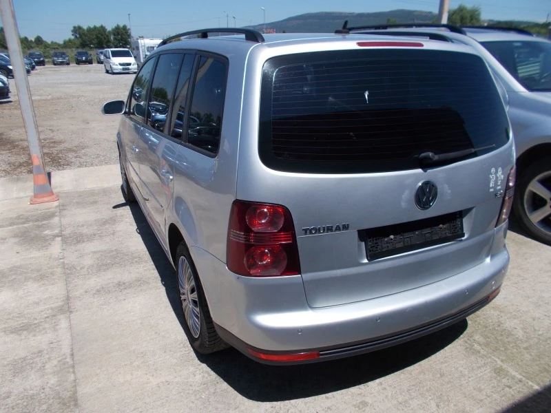 VW Touran 1.4 TSI, снимка 5 - Автомобили и джипове - 41496395