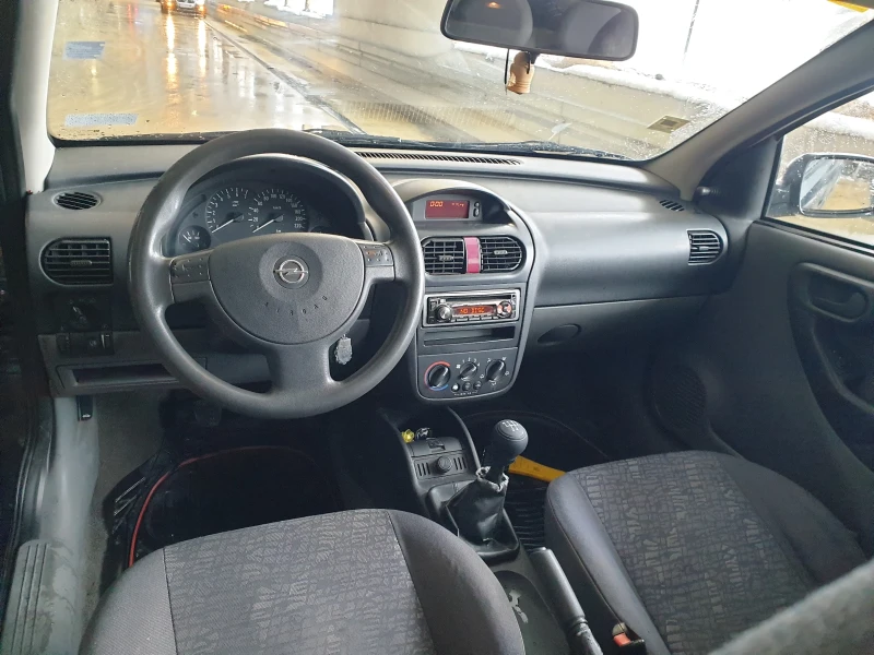 Opel Corsa C 1.0 , снимка 9 - Автомобили и джипове - 48643219