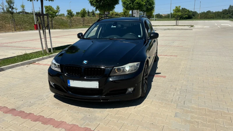 BMW 330, снимка 1 - Автомобили и джипове - 49426385