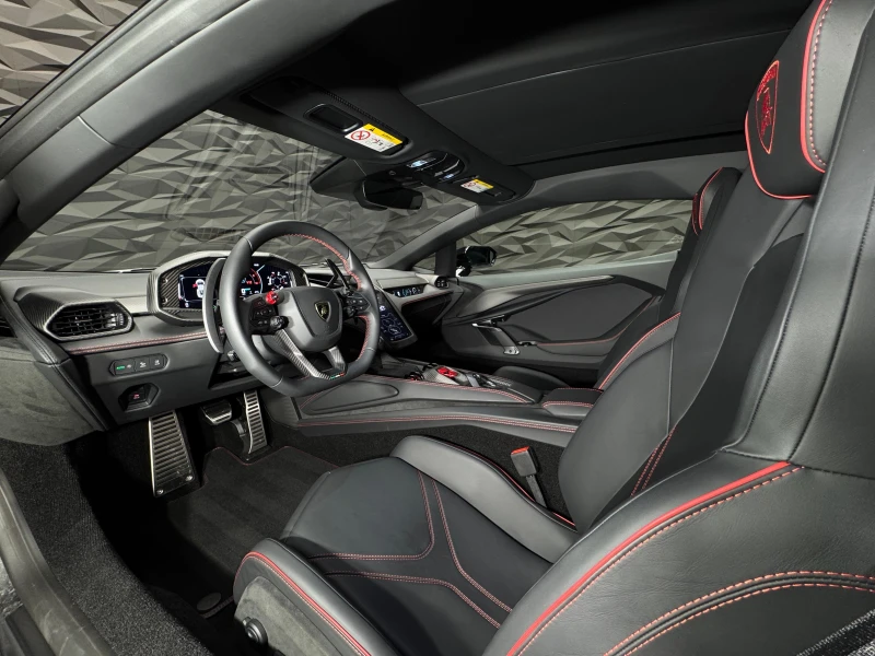 Lamborghini Revuelto Nero Noctis, снимка 10 - Автомобили и джипове - 50230640