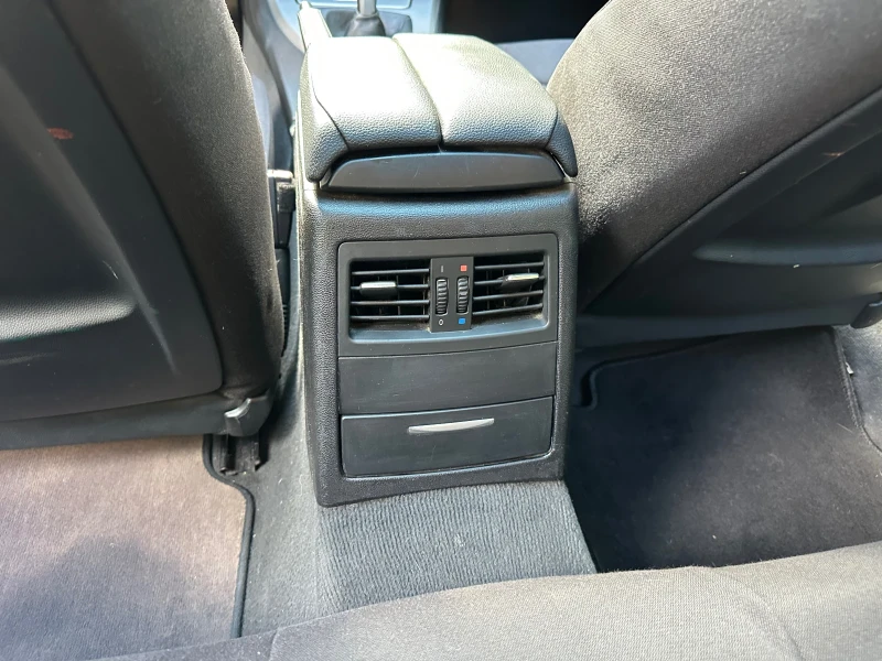 BMW 320 E91 , снимка 9 - Автомобили и джипове - 50779021