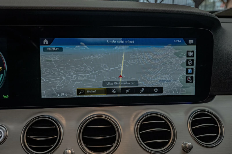 Mercedes-Benz E 300 dE/4Matic/Multibeam Led/Ambient/Камера/Virtual, снимка 13 - Автомобили и джипове - 51172898