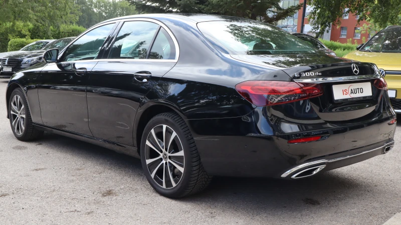 Mercedes-Benz E 300 dE/4Matic/Multibeam Led/Ambient/Камера/Virtual, снимка 6 - Автомобили и джипове - 51172898