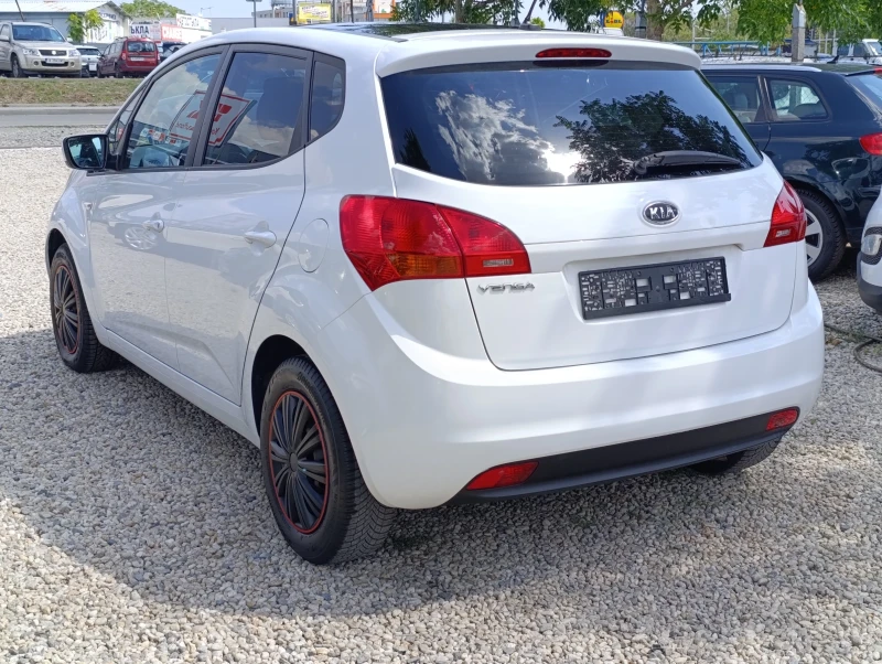 Kia Venga PANORAMA, снимка 6 - Автомобили и джипове - 51580119