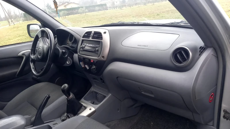Toyota Rav4 2.0D4D 216 хил км ОЧАКВАН ВНОС!!!!, снимка 12 - Автомобили и джипове - 53022229