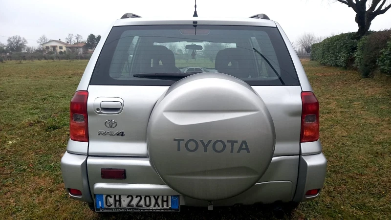 Toyota Rav4 2.0D4D 216 хил км ОЧАКВАН ВНОС!!!!, снимка 4 - Автомобили и джипове - 53022229
