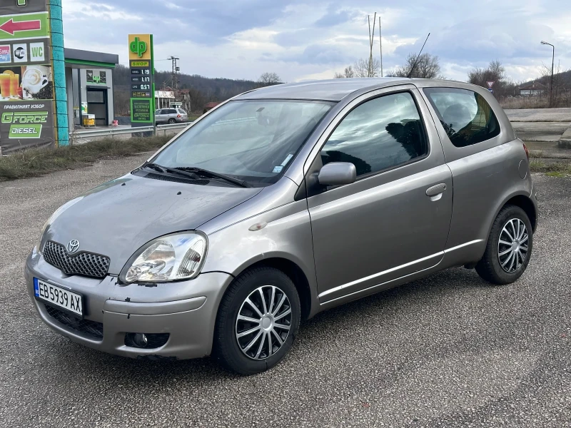 Toyota Yaris 1.3 VVTI КЛИМАТИК НОВИ ГУМИ ВСИЧКО ПЛАТЕНО