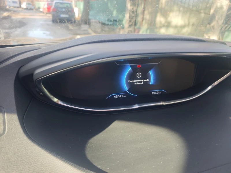 Peugeot 3008 Allure , снимка 6 - Автомобили и джипове - 53124178