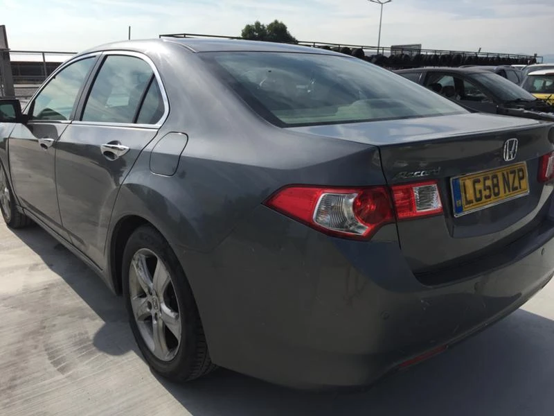 Honda Accord 2.2idtec, снимка 3 - Автомобили и джипове - 29573589