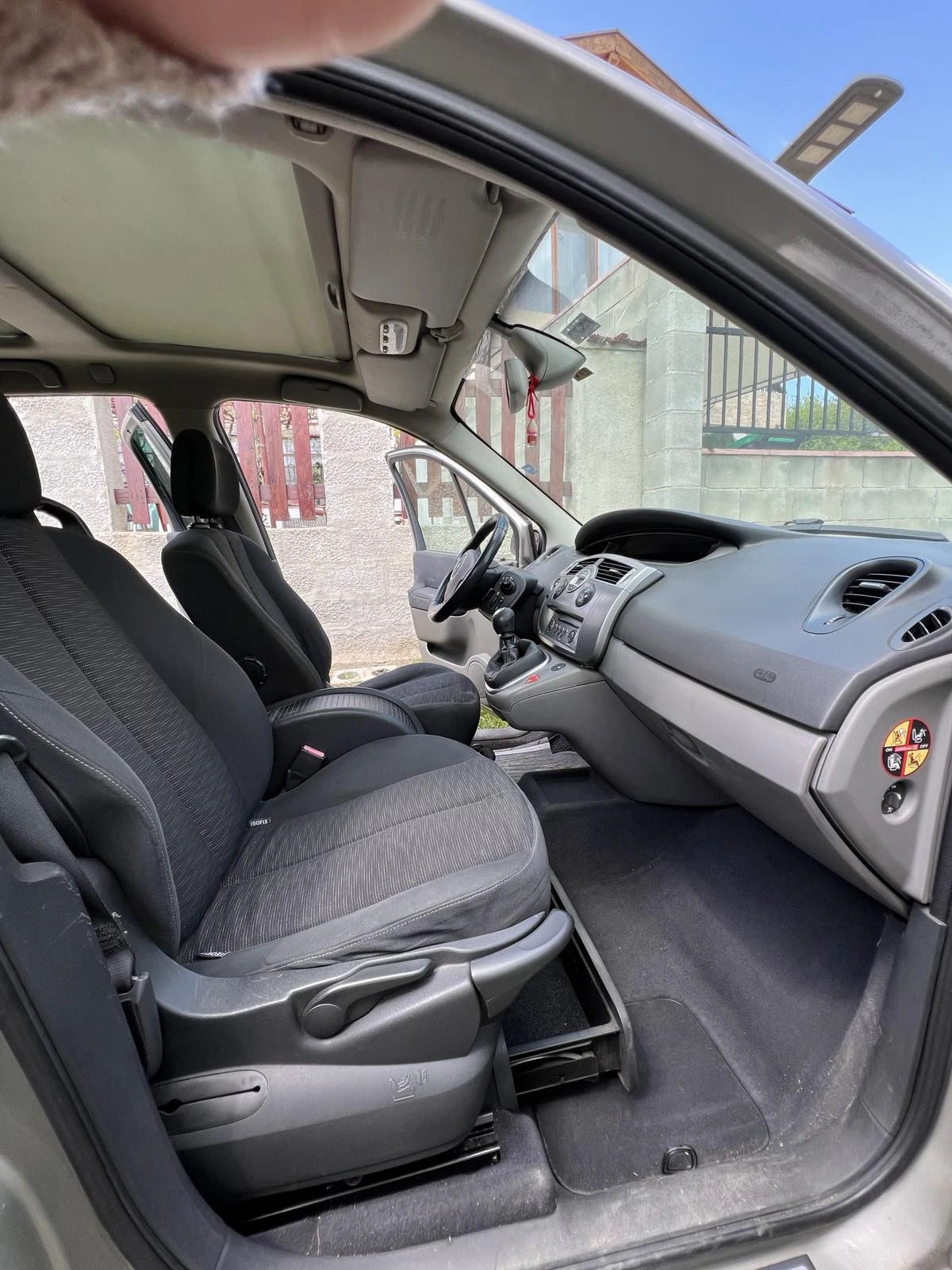 Renault Scenic 1.5 DCI - изображение 5