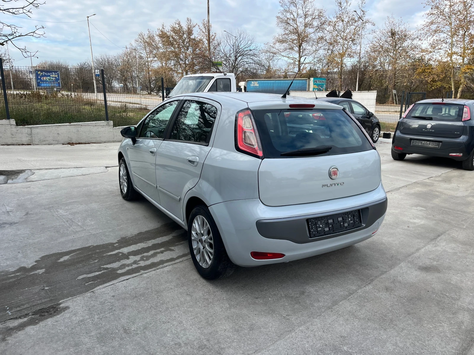 Fiat Punto 1.4 газ - изображение 7