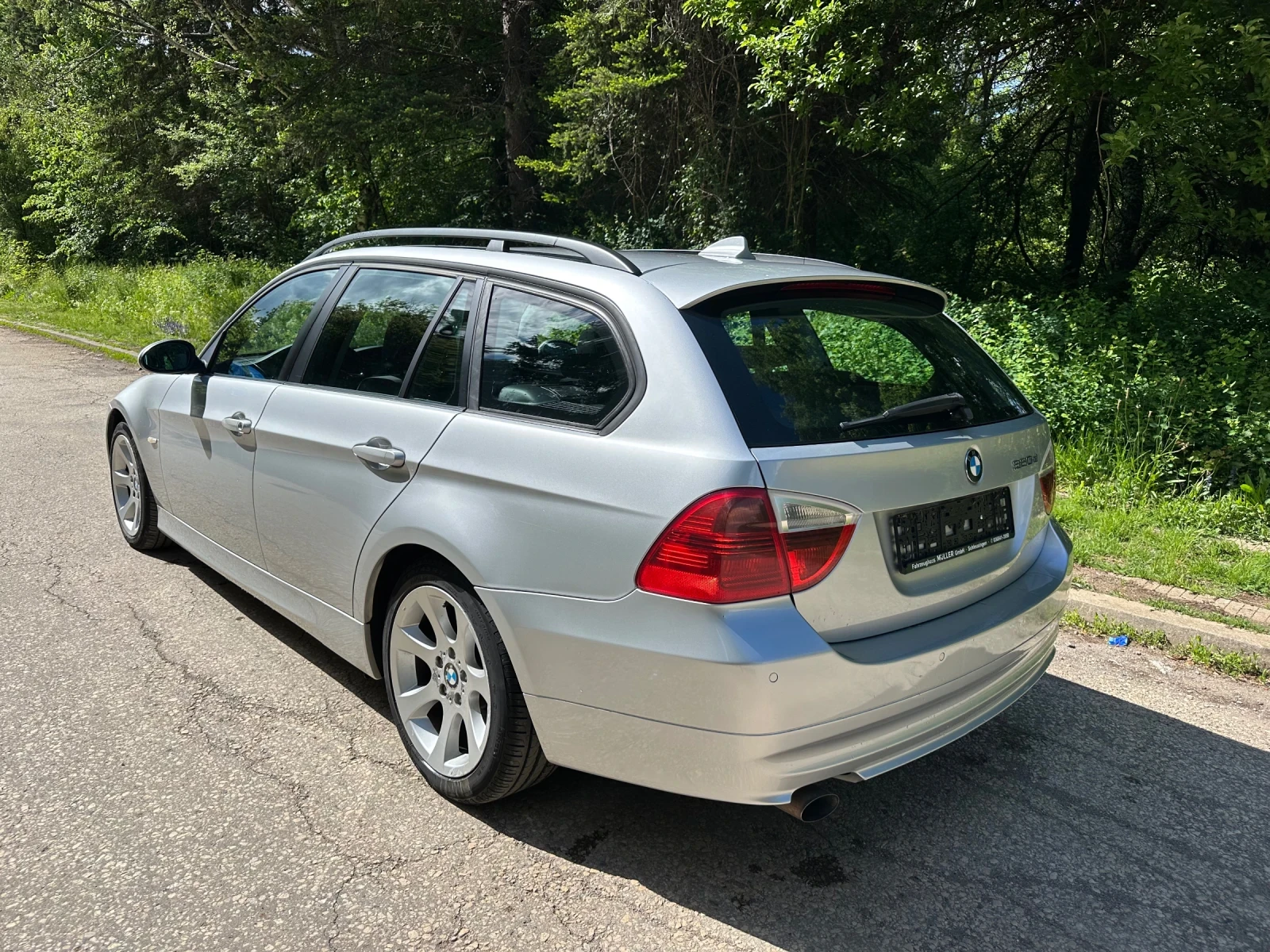 BMW 320 E91  - изображение 7