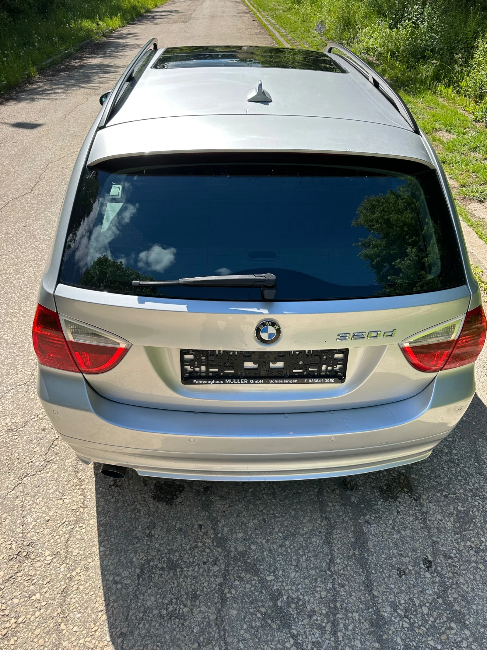 BMW 320 E91  - изображение 6