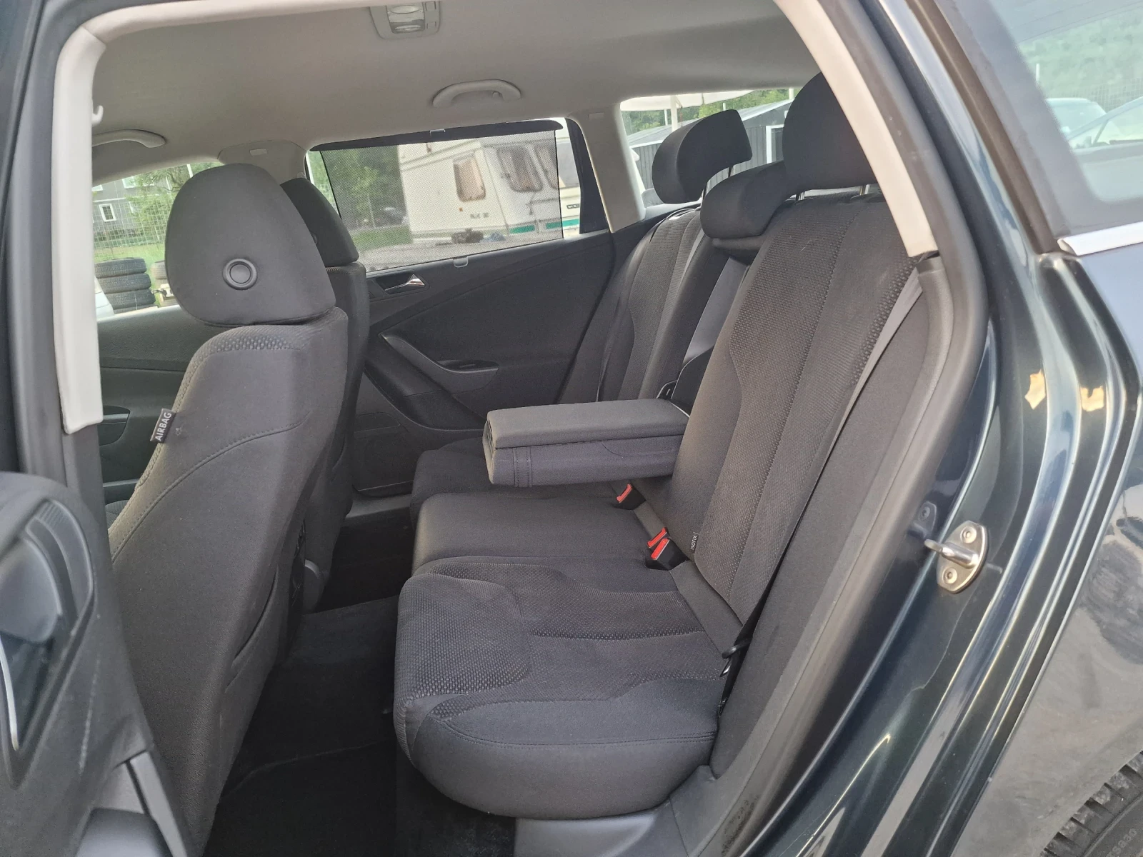 VW Passat 1.9* 105* BLUEMOTION  - изображение 8