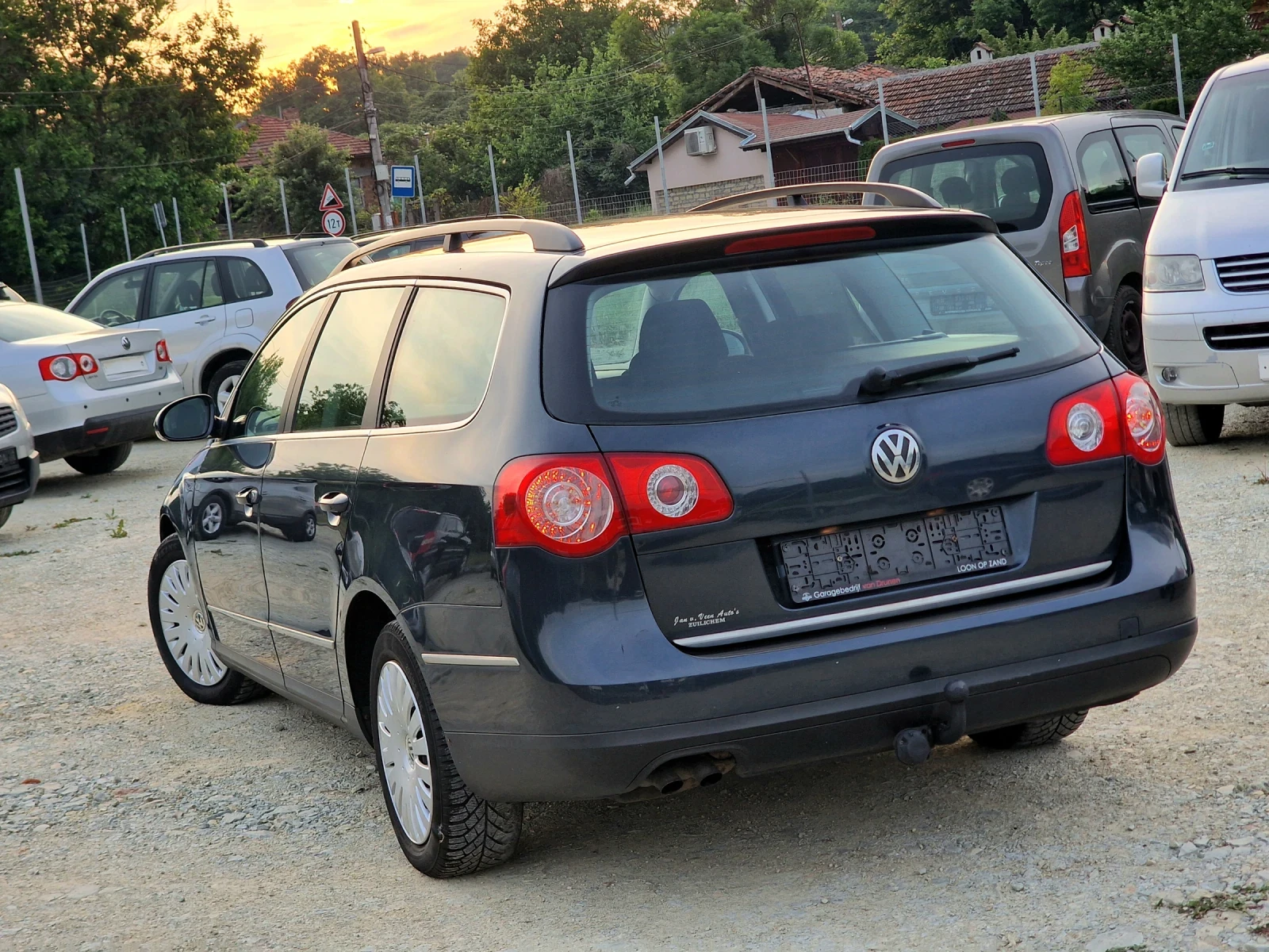 VW Passat 1.9* 105* BLUEMOTION  - изображение 5