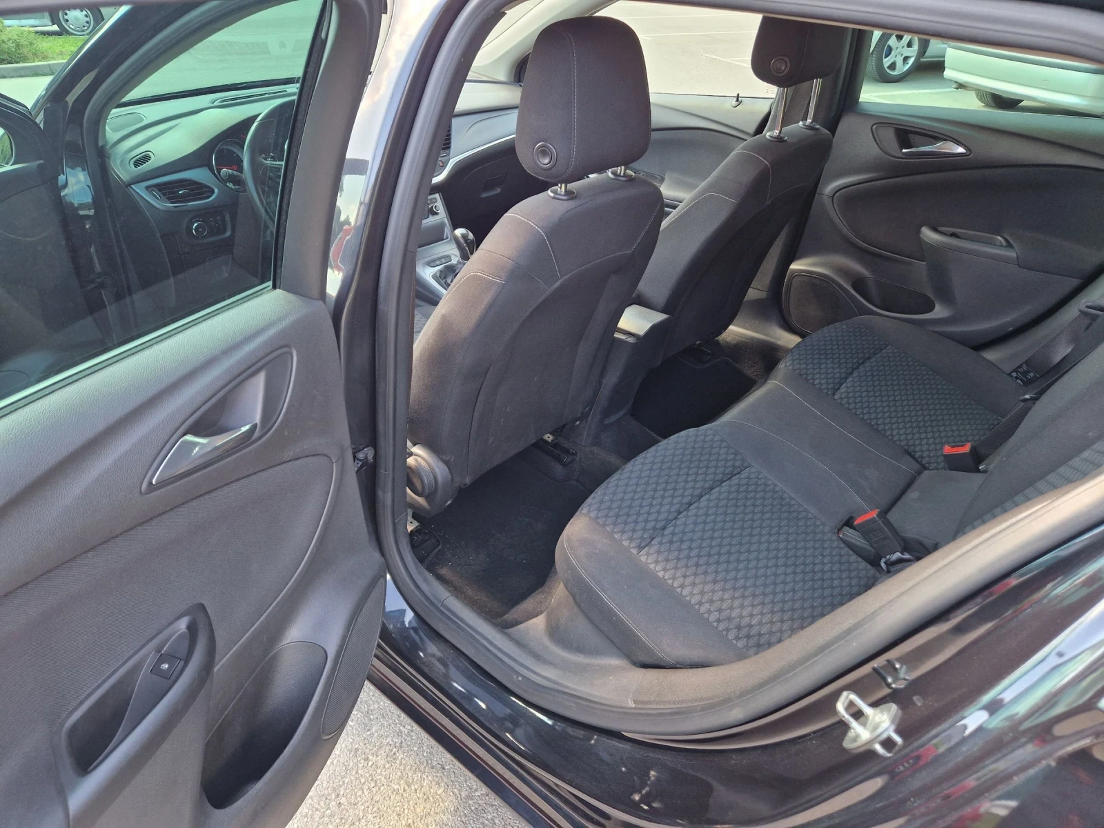 Opel Astra 1.6CDTI, 110к.с, ЕВРО 6В, шест скорости  - изображение 8