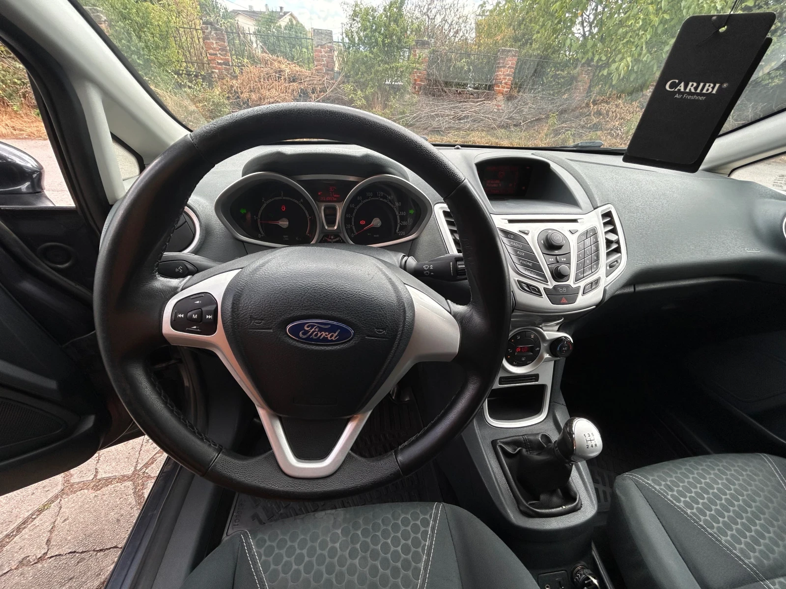 Ford Fiesta 1.4тдци - изображение 7
