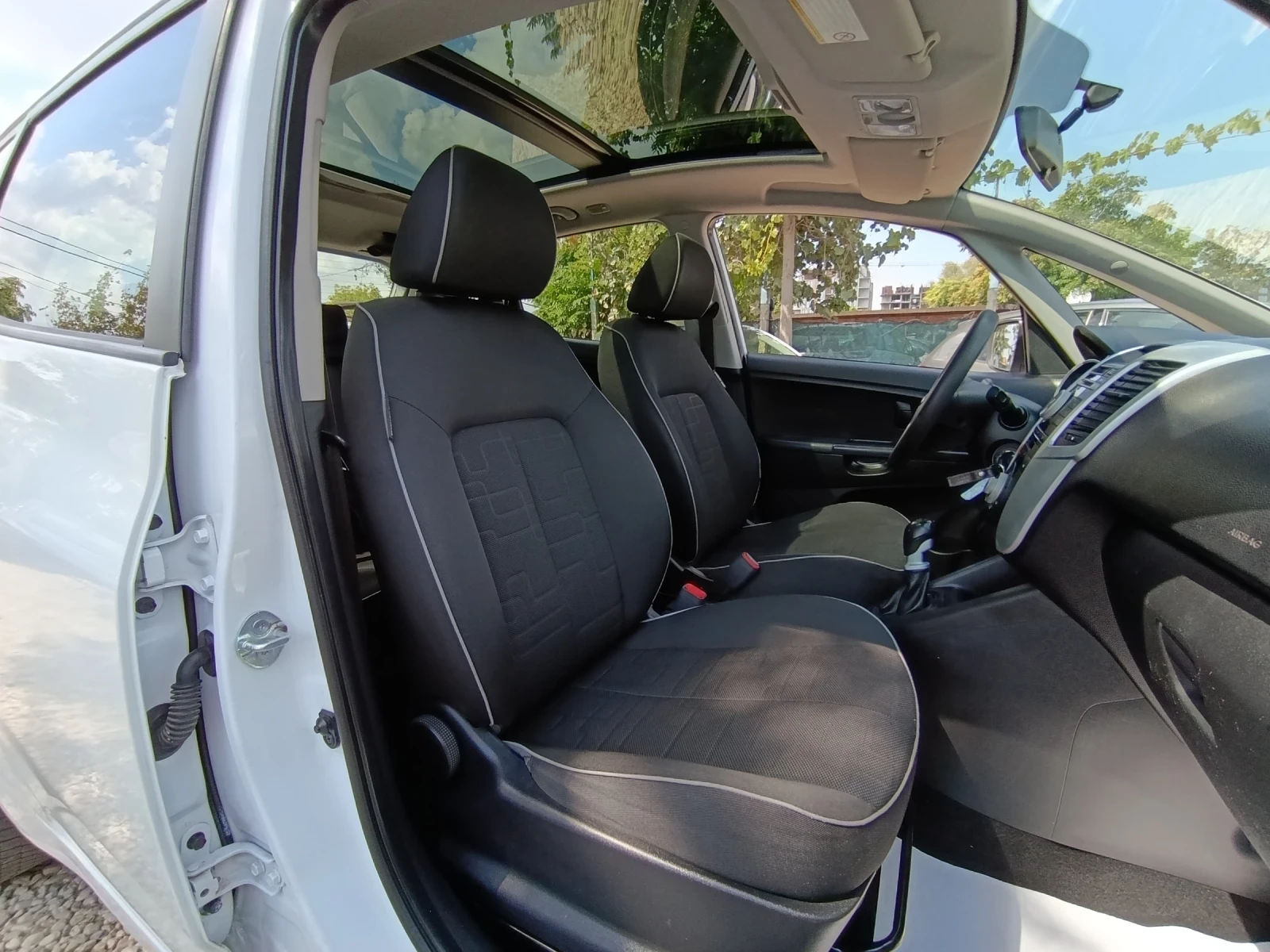 Kia Venga PANORAMA | Mobile.bg — изображение 12