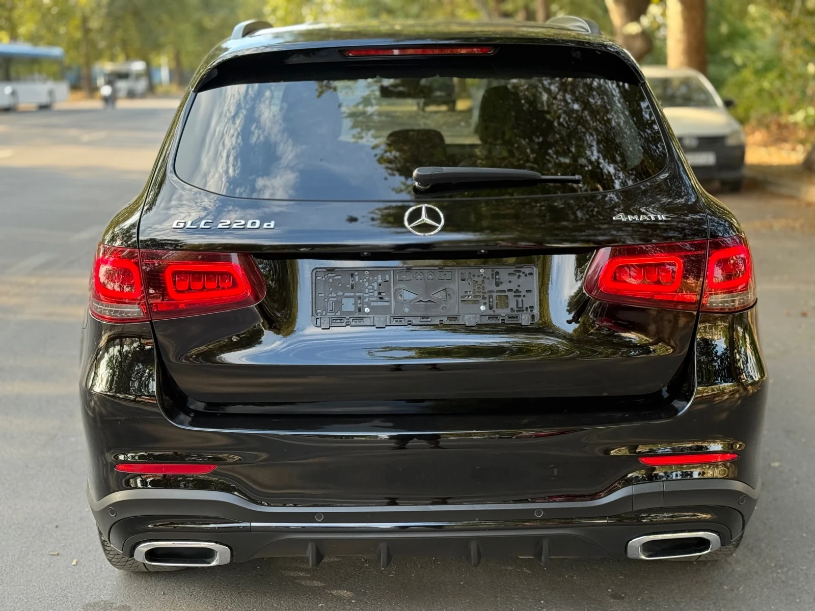 Mercedes-Benz CLC 220 AIRMATIC* 4x4* AMGPACK* DIGITAL* CAMERA* StartStop - изображение 3