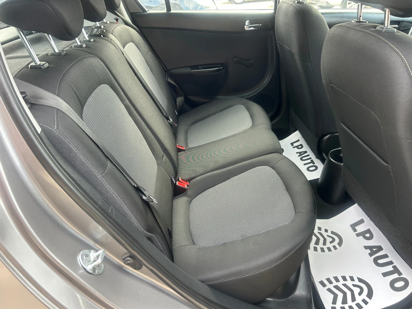 Hyundai I20 * 1.2i* 84.* GPL* Facelift* NAVI*  | Mobile.bg   9