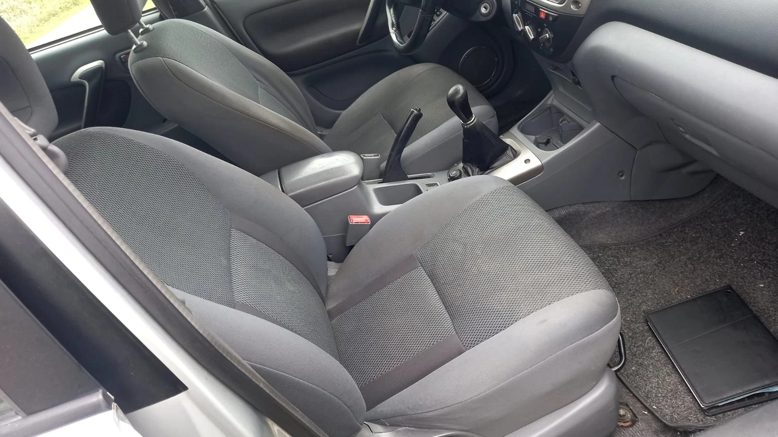 Toyota Rav4 2.0D4D 216 хил км ОЧАКВАН ВНОС!!!! - изображение 8