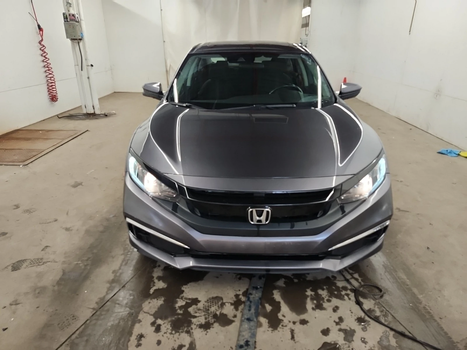 Honda Civic * * CARFAX * * АВТО КРЕДИТ * * , снимка 2 - Автомобили и джипове - 53866491