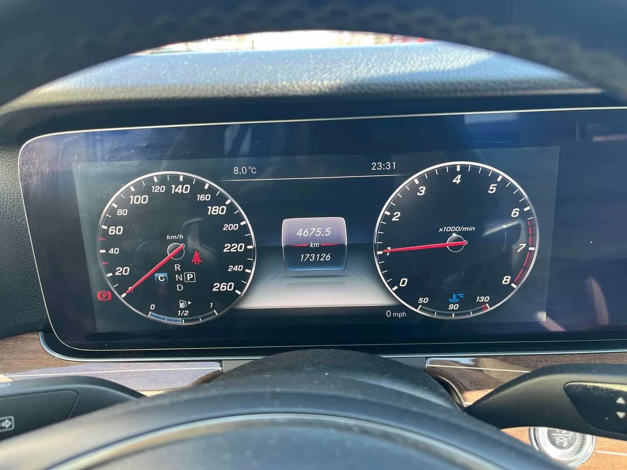 Mercedes-Benz E 300 * CARFAX * BURMESTER * AMG PACK, снимка 7 - Автомобили и джипове - 53907314