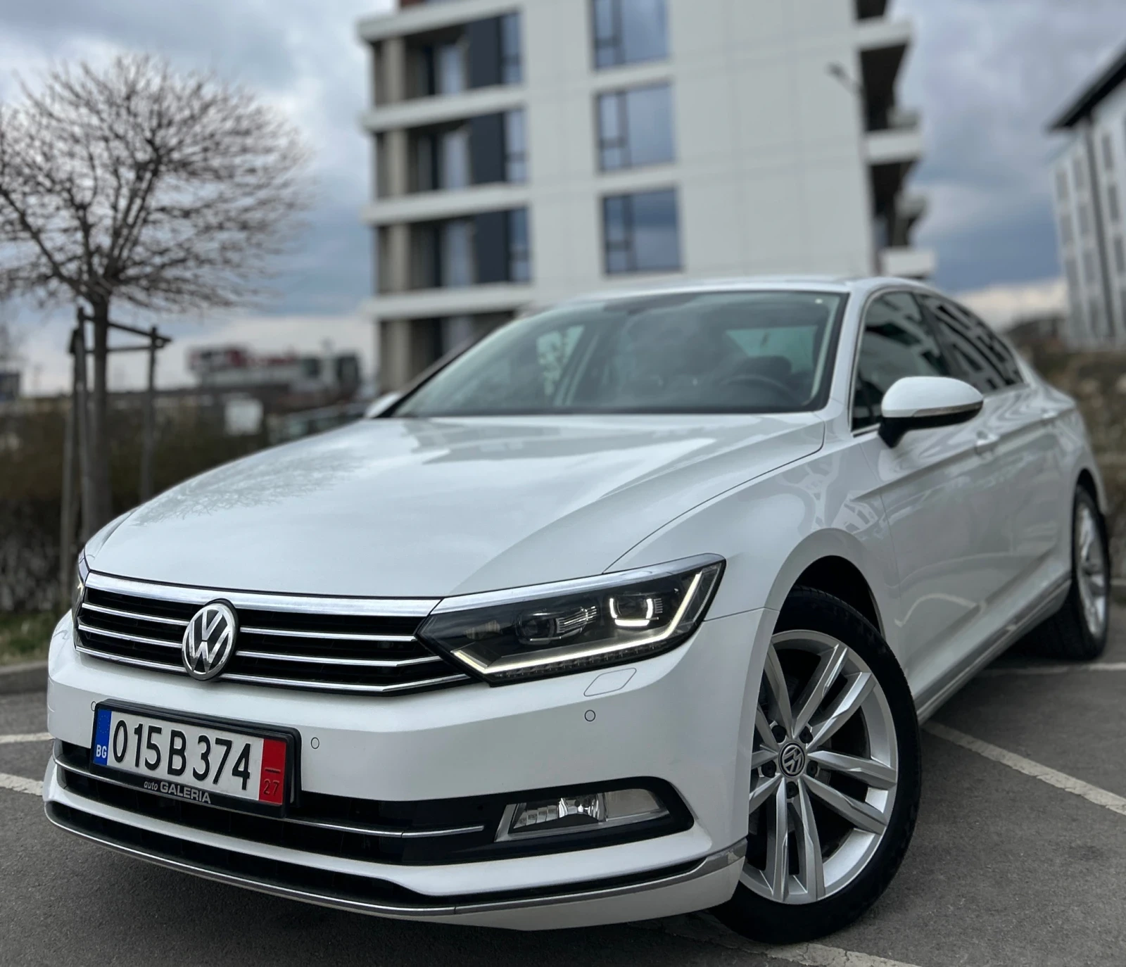 VW Passat, снимка 5 - Автомобили и джипове - 53952753