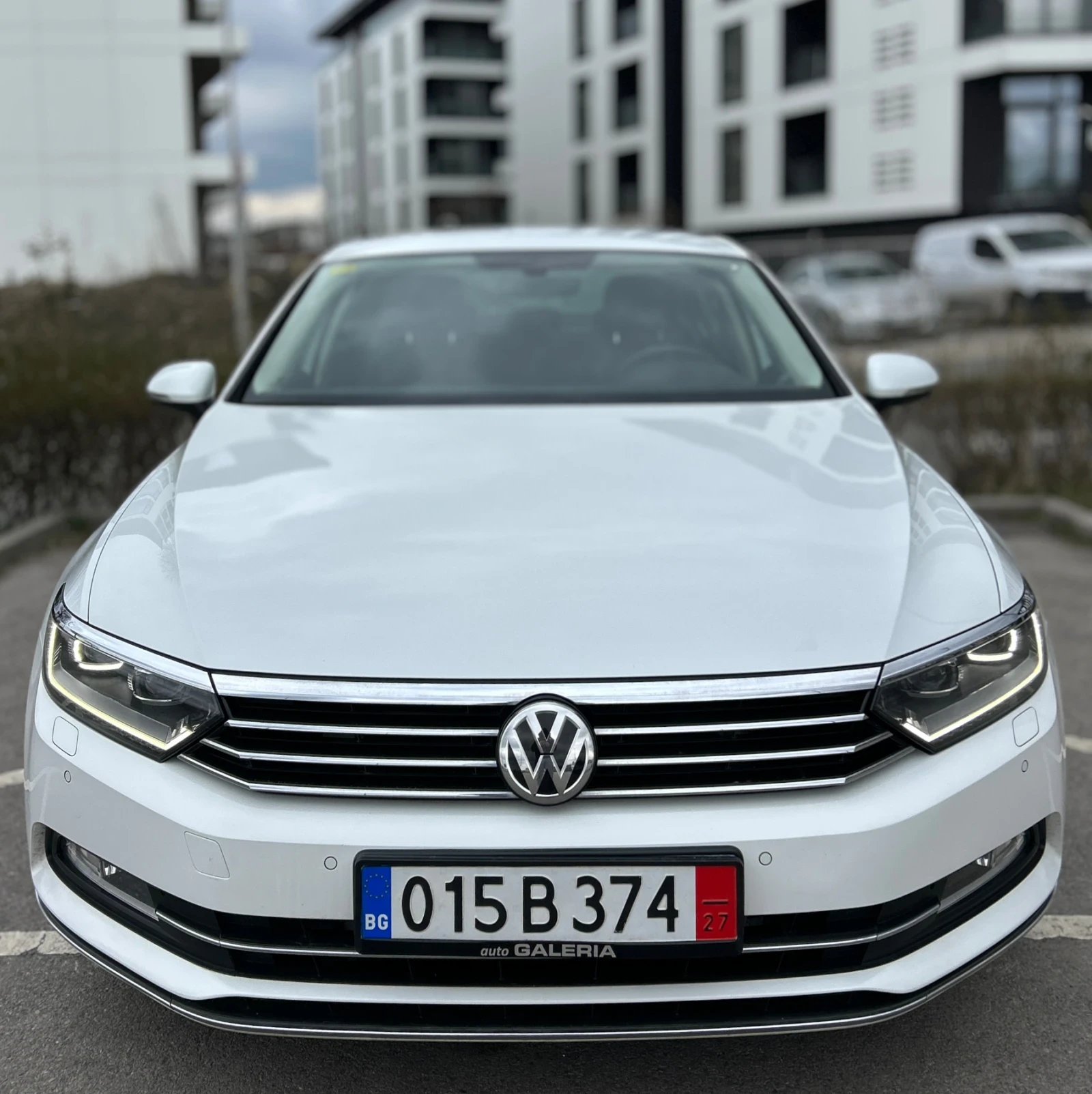 VW Passat, снимка 4 - Автомобили и джипове - 53952753