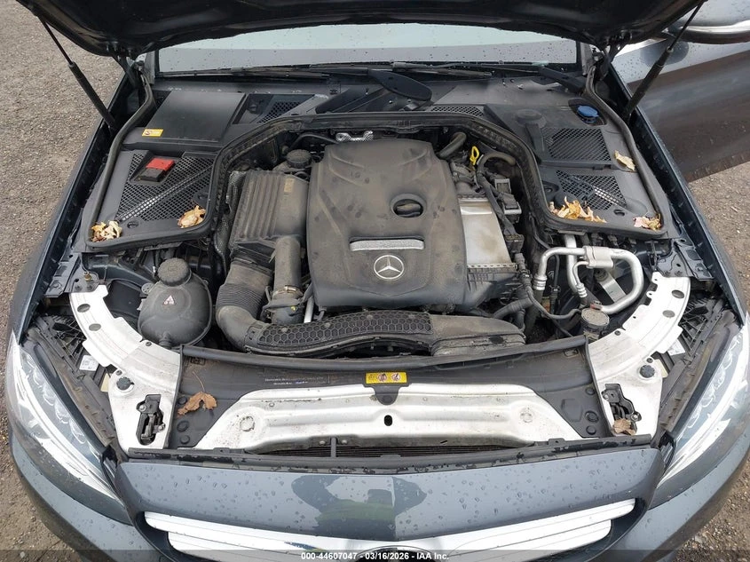 Mercedes-Benz C 300 2.0l 4Matic, снимка 10 - Автомобили и джипове - 54116829