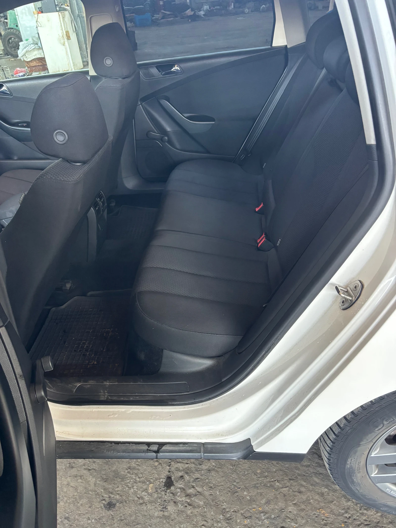 VW Passat Б6, снимка 10 - Автомобили и джипове - 54507125
