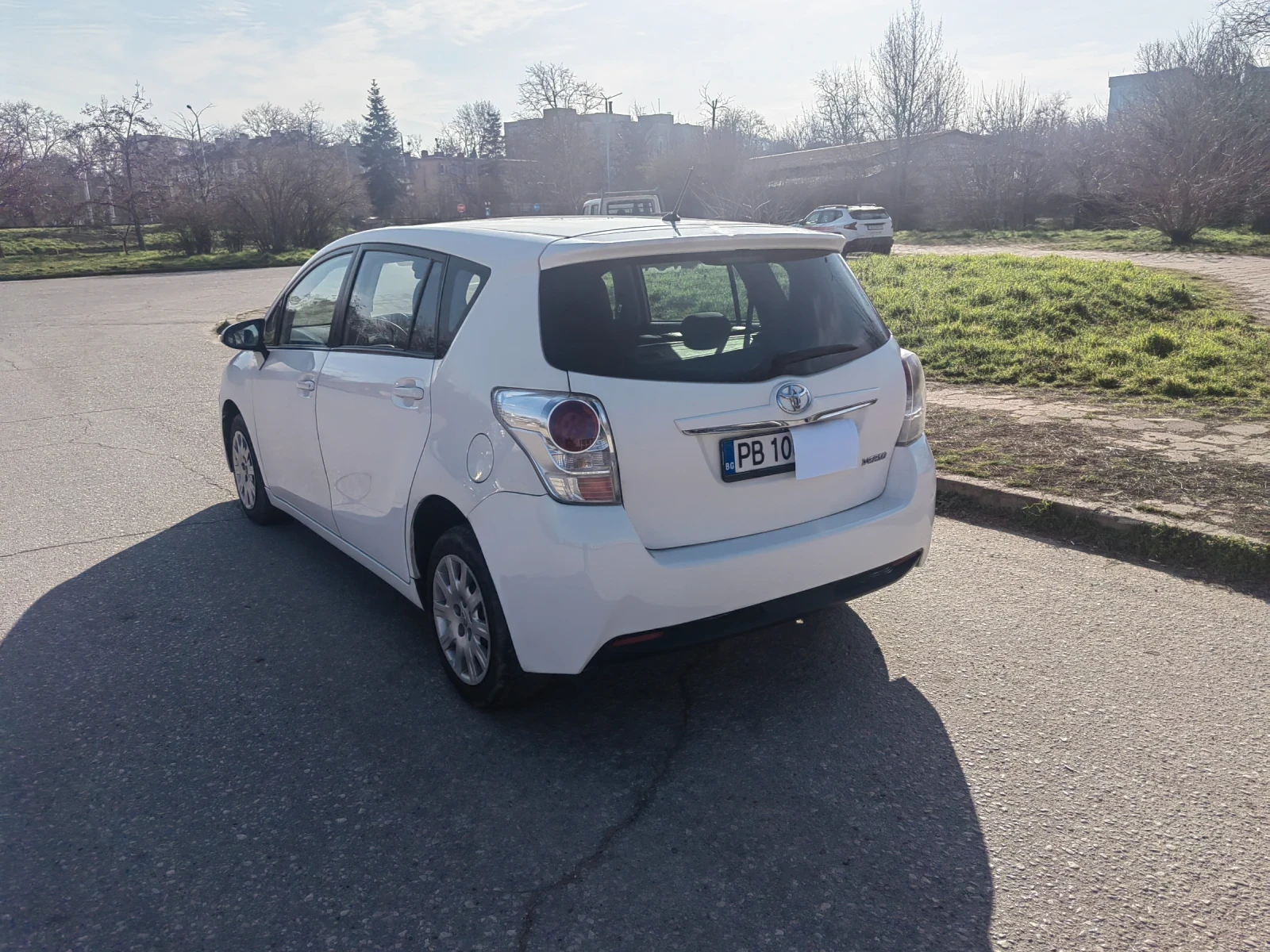 Toyota Verso, снимка 2 - Автомобили и джипове - 54531163