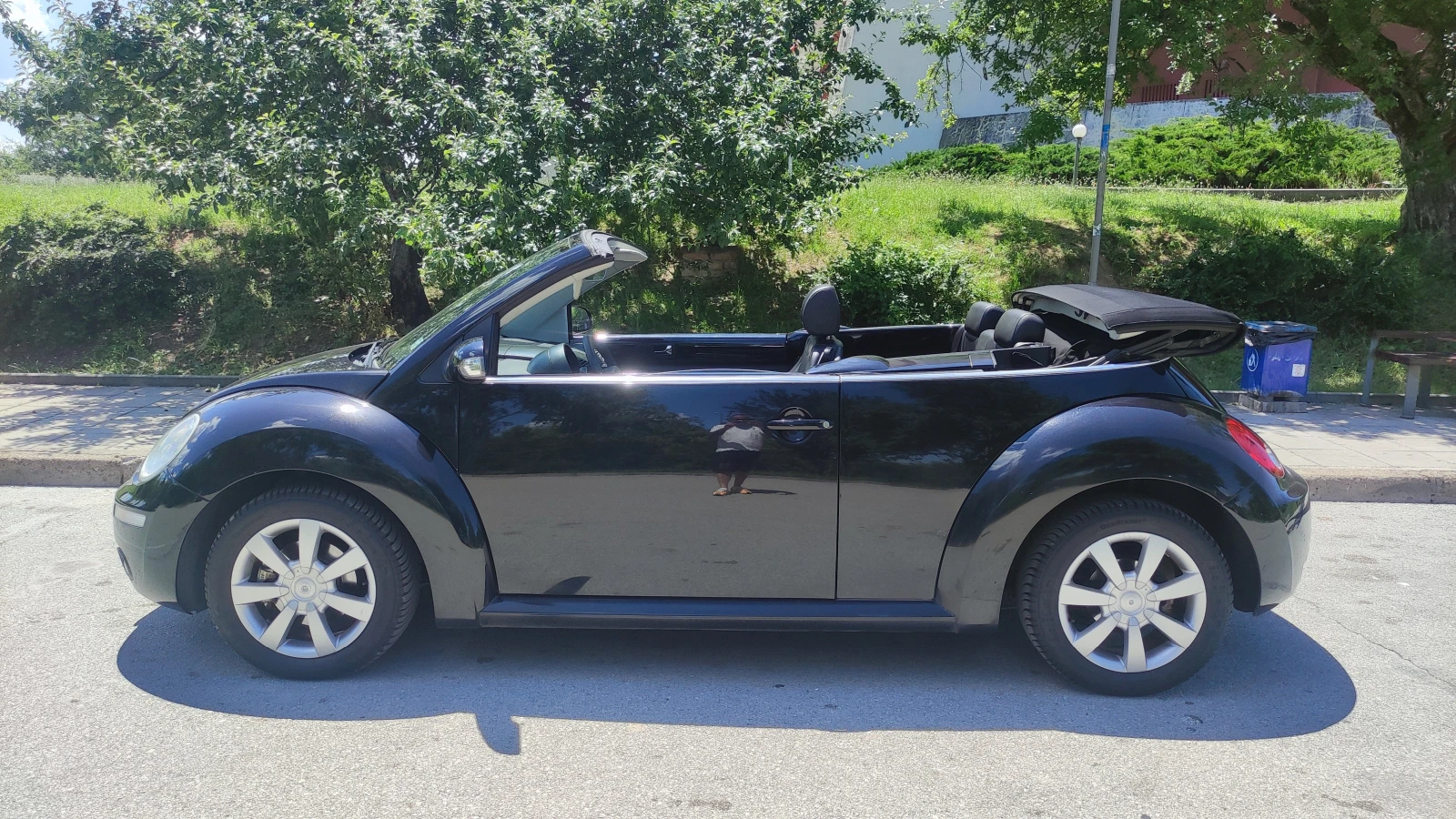 VW New beetle 1.9 TDI, снимка 2 - Автомобили и джипове - 54833232