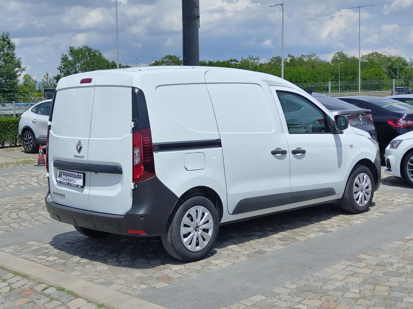 Renault Express 1.5dCi/95к.с/ZEN, снимка 4 - Автомобили и джипове - 54855615