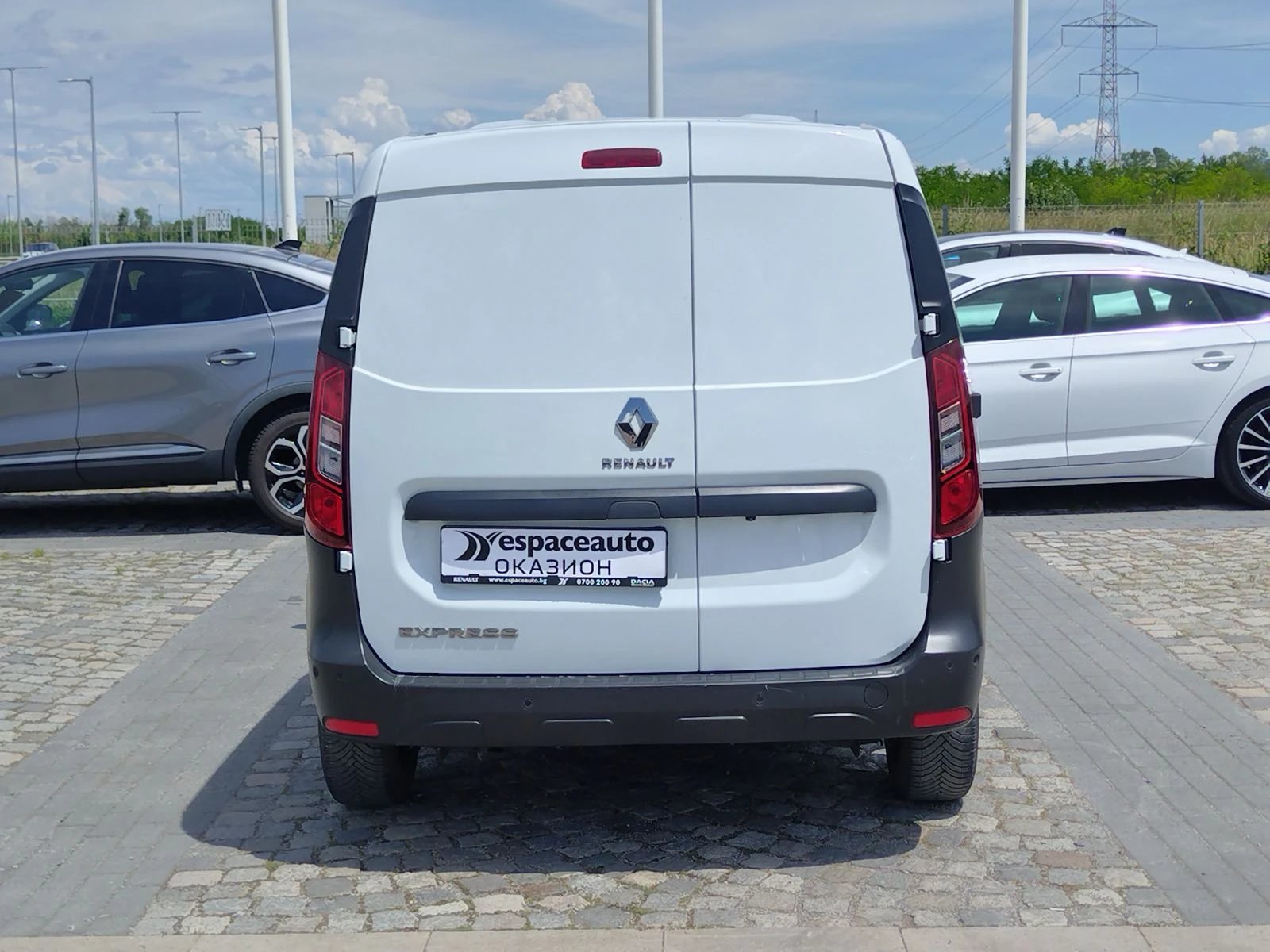 Renault Express 1.5dCi/95к.с/ZEN, снимка 5 - Автомобили и джипове - 54855615