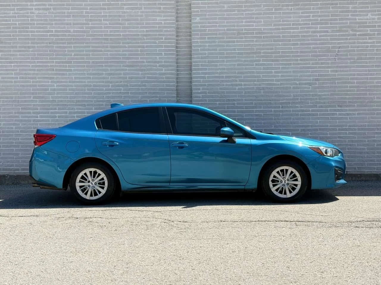Subaru Impreza * Touring * CARFAX * ПОДГРЕВ * KEYLESS, снимка 3 - Автомобили и джипове - 54920291