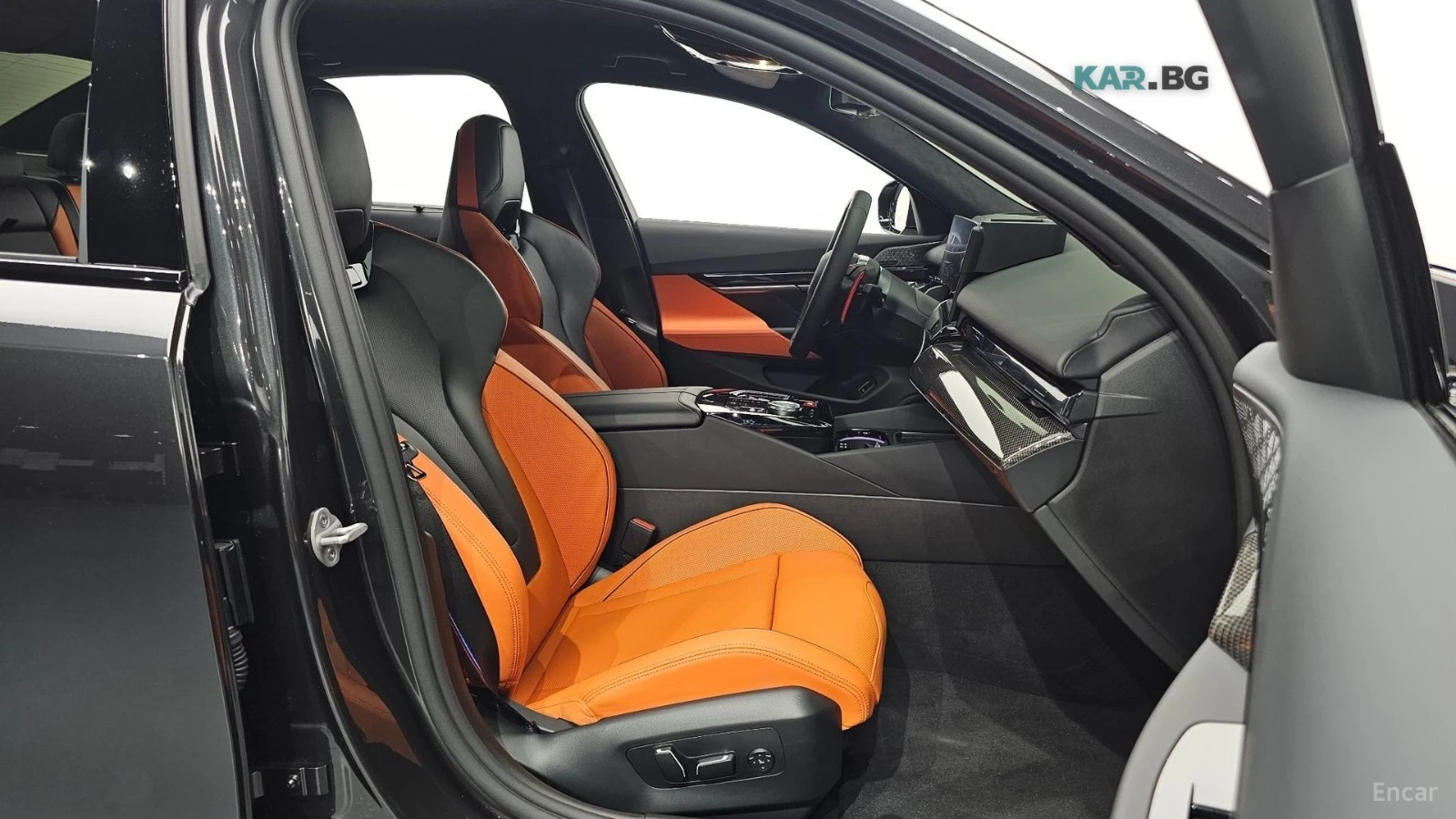 BMW M5 * HEAD UP* KEYLESS* Camera* ПОДГРЕВ* 360* , снимка 10 - Автомобили и джипове - 55134000
