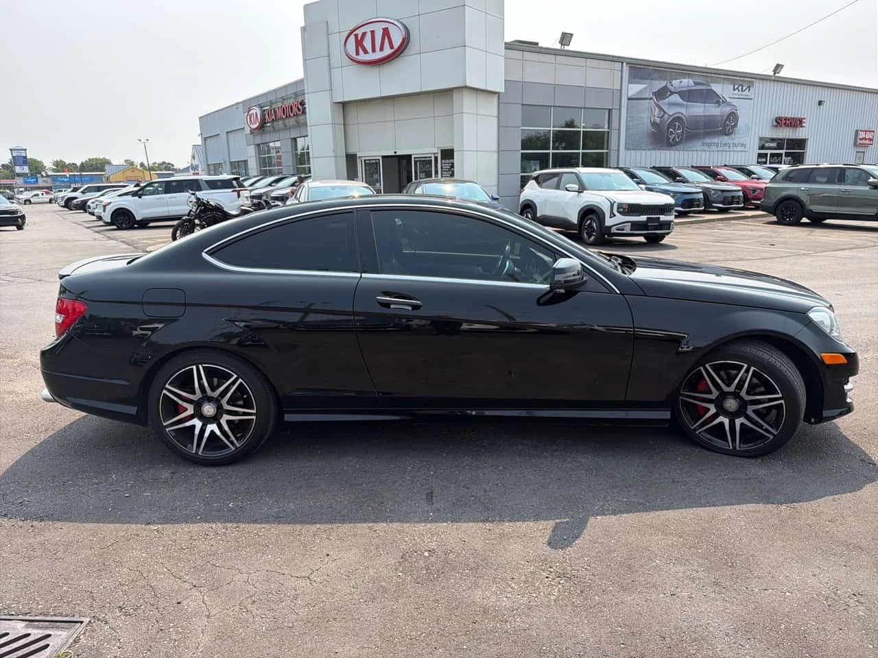 Mercedes-Benz C 350 * CARFAX * ОПЦИЯ ЗА ФИНАНСИРАНЕ , снимка 3 - Автомобили и джипове - 55438309