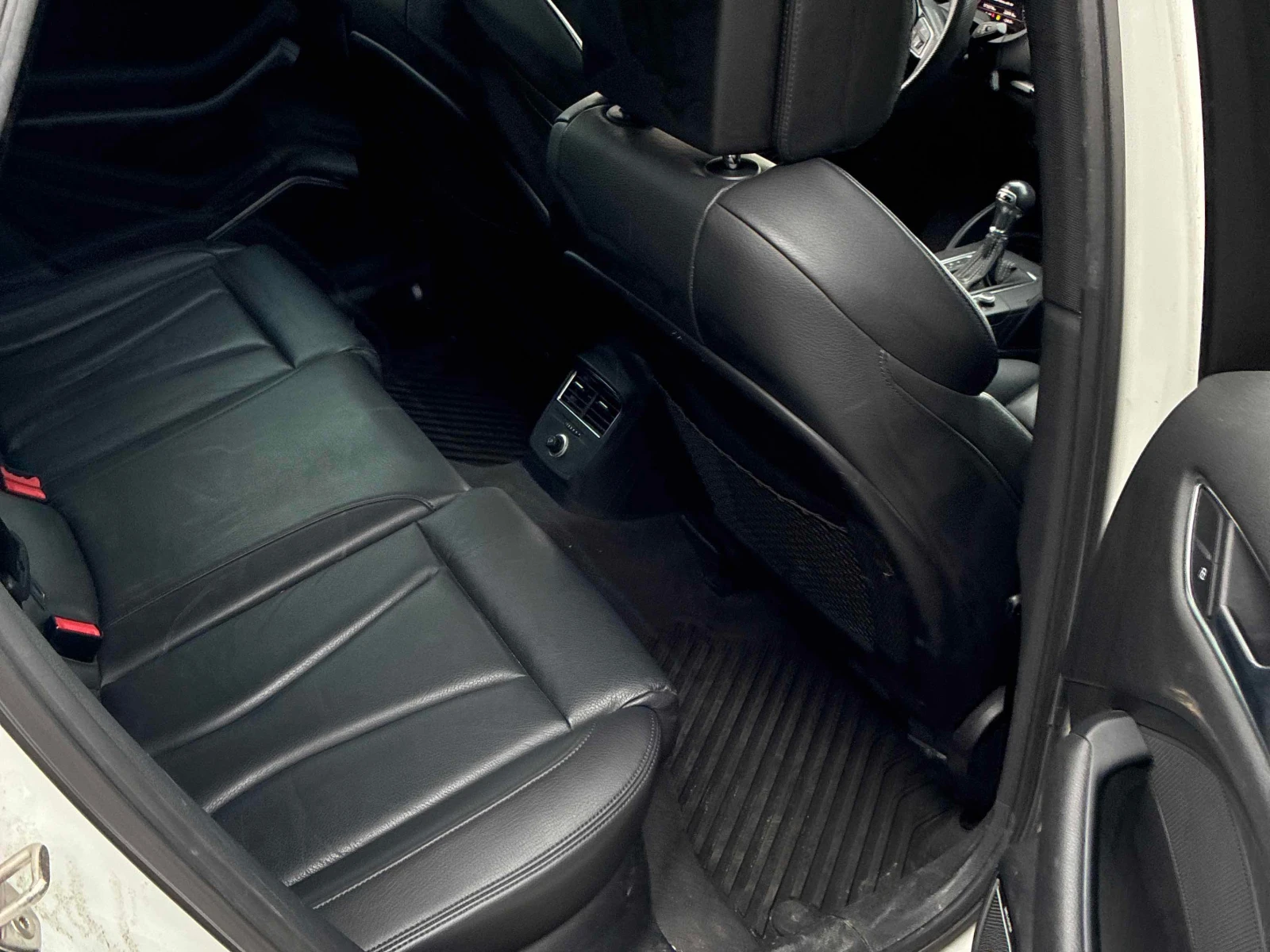 Audi A3 * CARFAX * ОТ ПРЕДСТАВИТЕЛСТВО НА АУДИ * , снимка 11 - Автомобили и джипове - 55948375