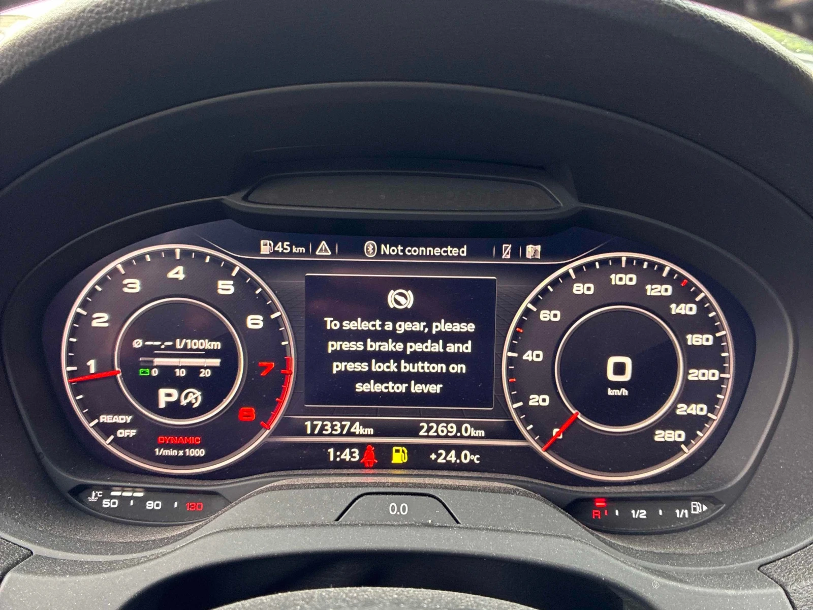 Audi A3 * CARFAX * ОТ ПРЕДСТАВИТЕЛСТВО НА АУДИ * , снимка 8 - Автомобили и джипове - 55948375