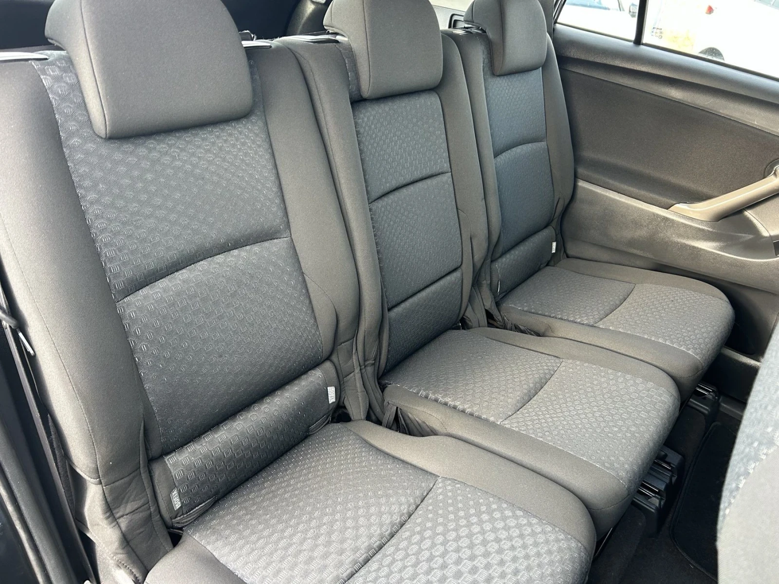 Toyota Verso 2.0 126  | Mobile.bg � ����������� 15