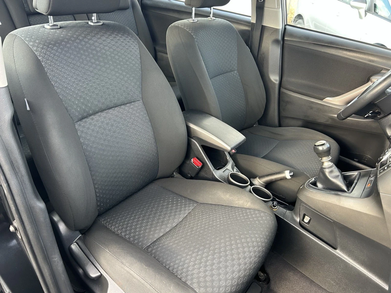 Toyota Verso 2.0 126  | Mobile.bg � ����������� 14
