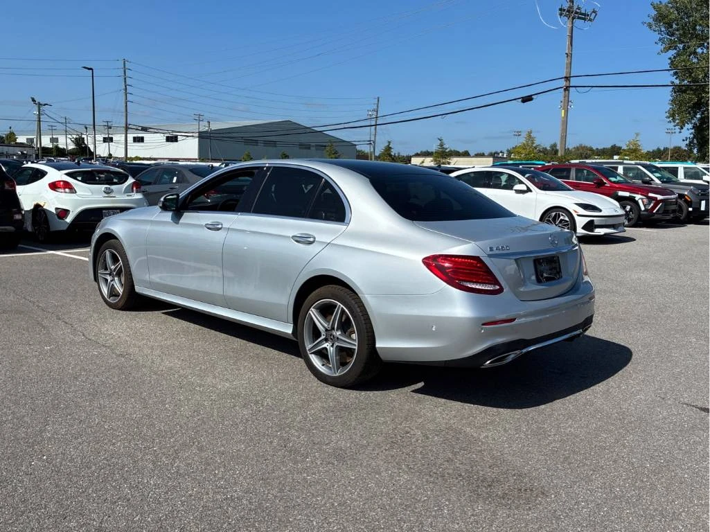 Mercedes-Benz E 450 * CARFAX* ОПЦИЯ ЗА ФИНАНСИРАНЕ* , снимка 4 - Автомобили и джипове - 56163235