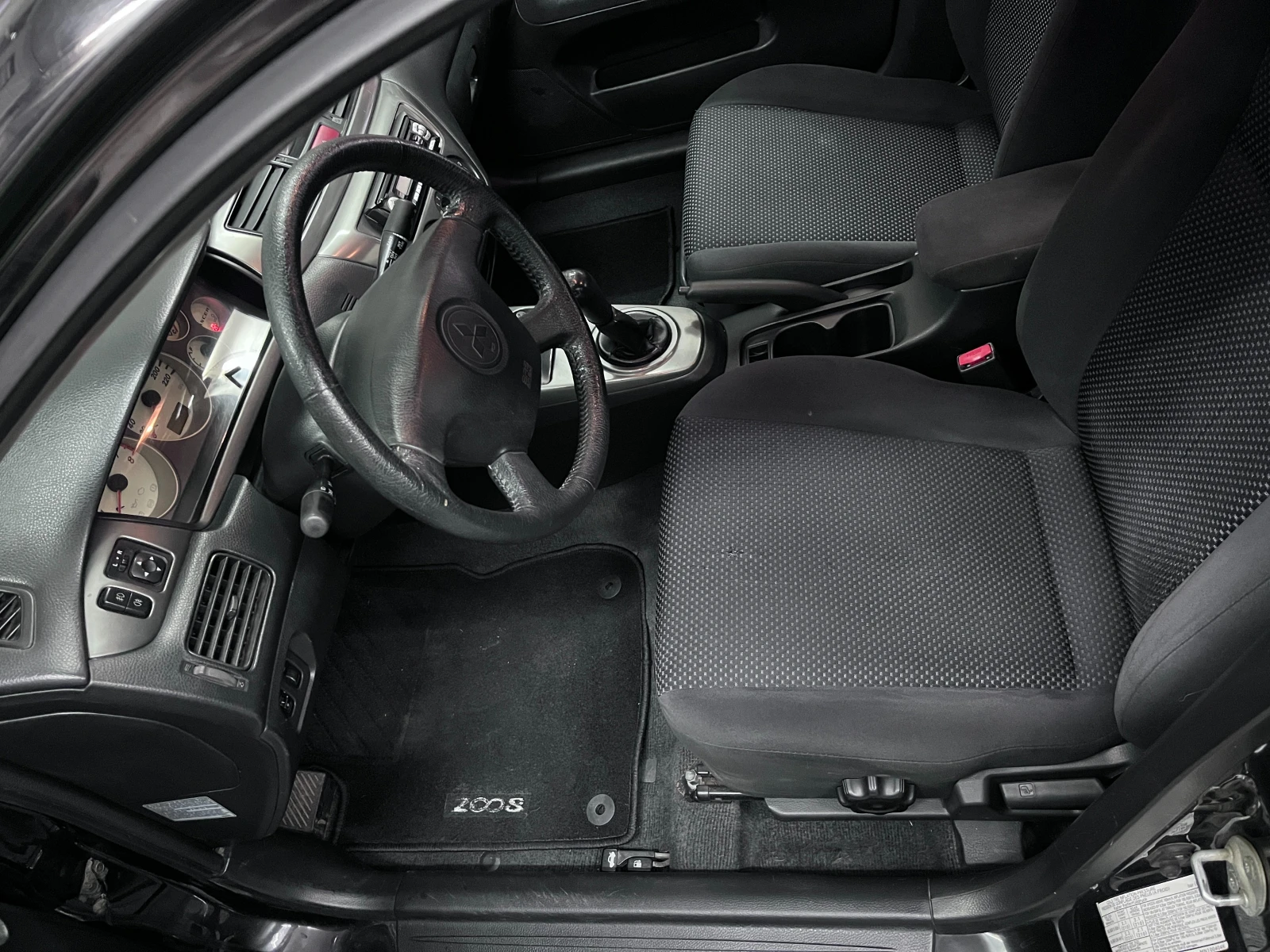 Mitsubishi Lancer 1.6 бензин 98кс нова от бг, снимка 8 - Автомобили и джипове - 56331507