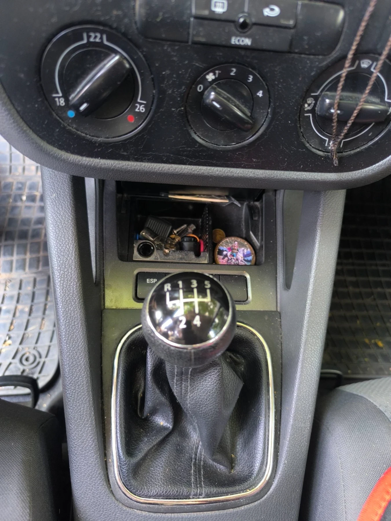 VW Golf 5, снимка 10 - Автомобили и джипове - 56451975