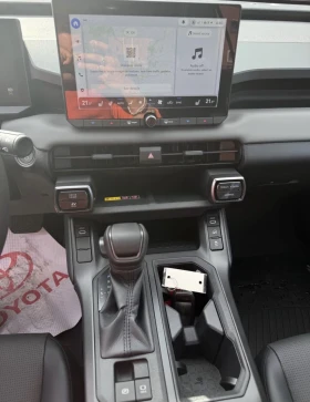 Toyota Rav4 HYBRID XLE * PREMIUM * AWD * НОВА * , снимка 9