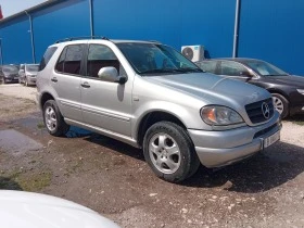  Mercedes-Benz ML 270