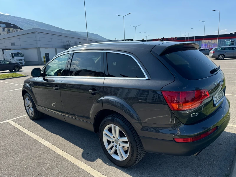 Audi Q7, снимка 15 - Автомобили и джипове - 47426930