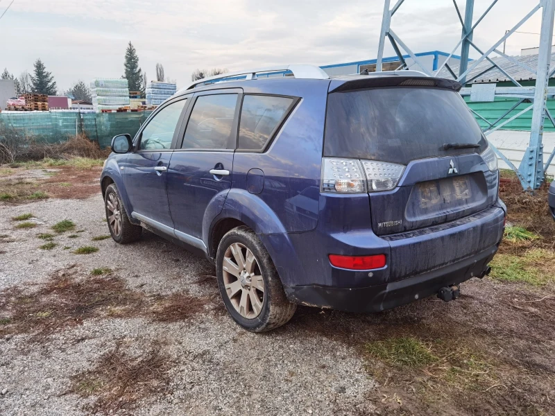 Mitsubishi Outlander 2.2 DID 6+ 1, снимка 6 - Автомобили и джипове - 48433414