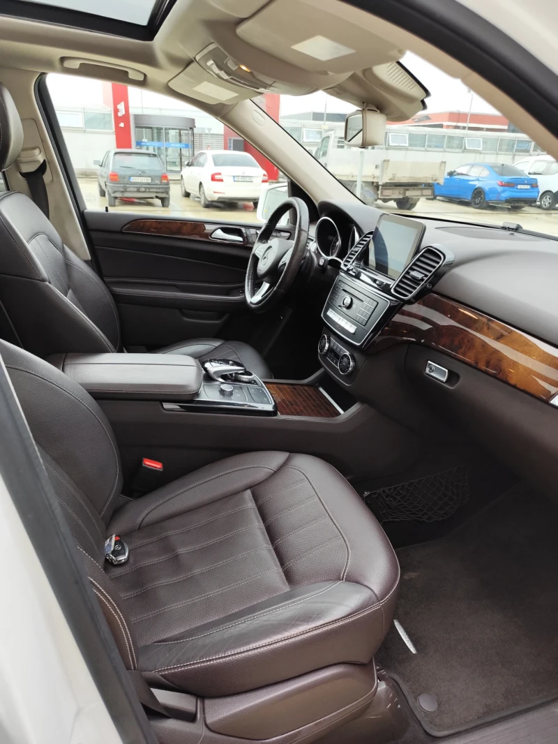 Mercedes-Benz GLE 350 Sport 4Matic, снимка 8 - Автомобили и джипове - 52296753